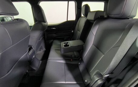 Toyota Land Cruiser Prado, 2024 год, 12 500 000 рублей, 4 фотография