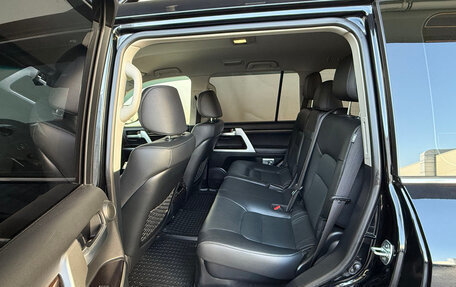 Toyota Land Cruiser 200, 2020 год, 8 500 000 рублей, 4 фотография