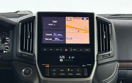 Toyota Land Cruiser 200, 2020 год, 8 500 000 рублей, 7 фотография