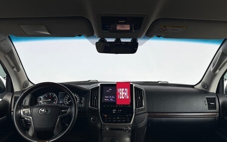 Toyota Land Cruiser 200, 2020 год, 8 500 000 рублей, 6 фотография