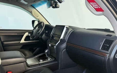 Toyota Land Cruiser 200, 2020 год, 8 500 000 рублей, 8 фотография