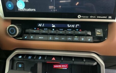 Toyota Tundra, 2024 год, 13 500 000 рублей, 17 фотография