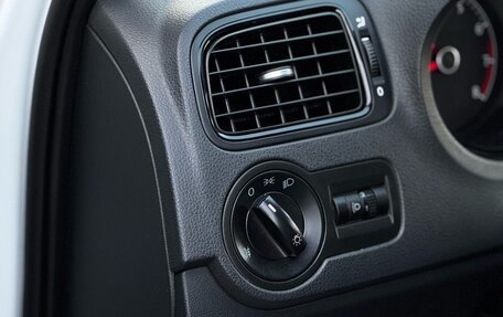 Volkswagen Polo VI (EU Market), 2016 год, 890 000 рублей, 18 фотография