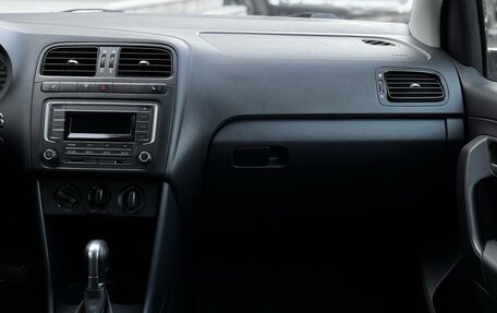 Volkswagen Polo VI (EU Market), 2016 год, 890 000 рублей, 12 фотография