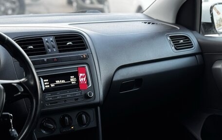 Volkswagen Polo VI (EU Market), 2016 год, 890 000 рублей, 16 фотография