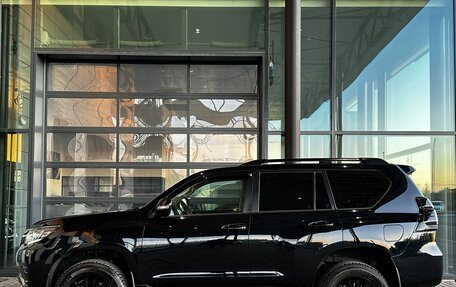 Toyota Land Cruiser Prado 150 рестайлинг 2, 2021 год, 5 750 000 рублей, 7 фотография
