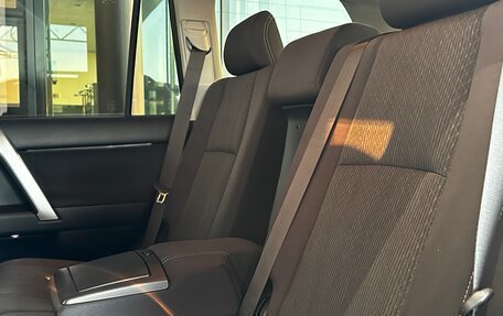 Toyota Land Cruiser Prado 150 рестайлинг 2, 2021 год, 5 750 000 рублей, 21 фотография