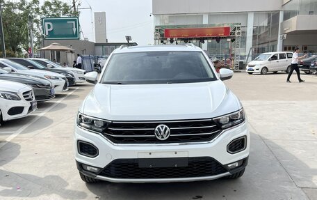 Volkswagen T-Roc I, 2021 год, 1 315 700 рублей, 2 фотография
