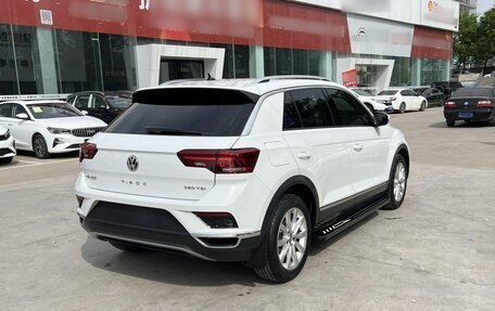Volkswagen T-Roc I, 2021 год, 1 315 700 рублей, 4 фотография