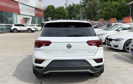 Volkswagen T-Roc I, 2021 год, 1 315 700 рублей, 5 фотография