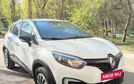 Renault Kaptur I рестайлинг, 2019 год, 1 400 000 рублей, 18 фотография