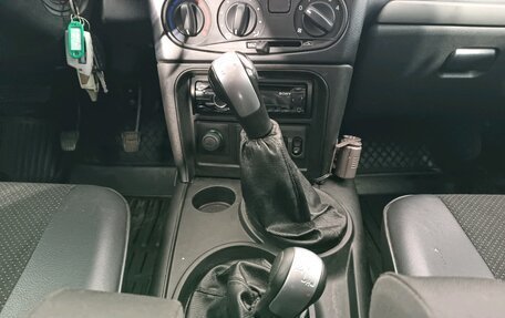 Chevrolet Niva I рестайлинг, 2010 год, 385 000 рублей, 31 фотография