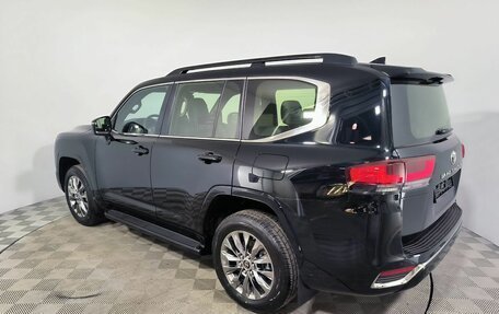 Toyota Land Cruiser, 2024 год, 15 700 000 рублей, 3 фотография