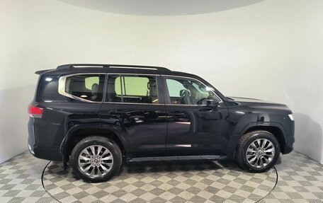 Toyota Land Cruiser, 2024 год, 15 700 000 рублей, 6 фотография