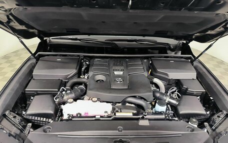 Toyota Land Cruiser, 2024 год, 15 700 000 рублей, 10 фотография