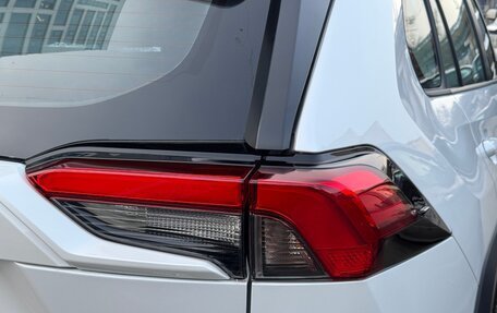 Toyota RAV4, 2025 год, 3 590 000 рублей, 8 фотография