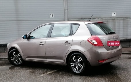 KIA cee'd I рестайлинг, 2010 год, 659 000 рублей, 7 фотография