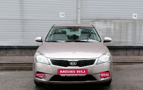 KIA cee'd I рестайлинг, 2010 год, 659 000 рублей, 2 фотография