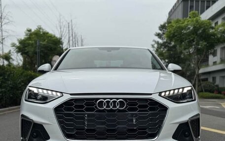Audi A4, 2020 год, 1 960 000 рублей, 2 фотография