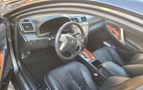 Toyota Camry, 2009 год, 1 385 000 рублей, 8 фотография