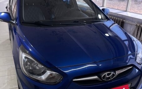 Hyundai Solaris II рестайлинг, 2012 год, 780 000 рублей, 2 фотография