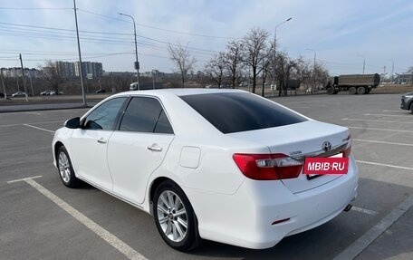 Toyota Camry, 2013 год, 1 620 000 рублей, 4 фотография