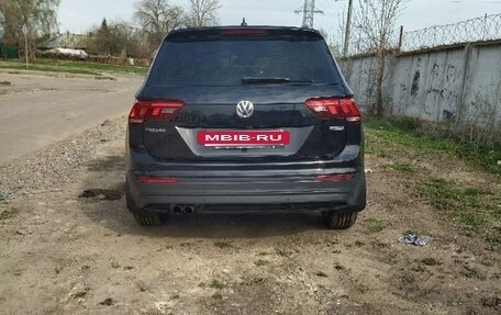 Volkswagen Tiguan II, 2020 год, 2 500 000 рублей, 8 фотография