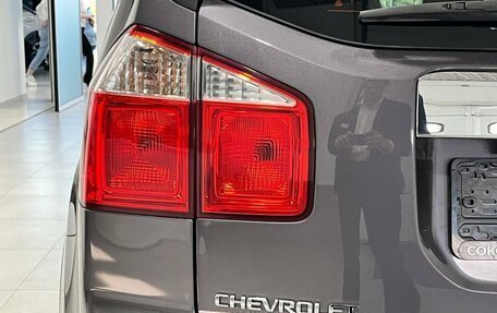 Chevrolet Orlando I, 2012 год, 1 299 900 рублей, 8 фотография