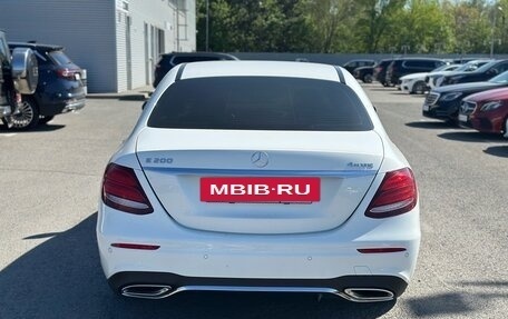 Mercedes-Benz E-Класс, 2020 год, 4 100 000 рублей, 4 фотография