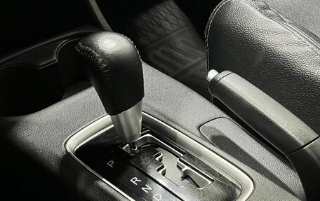 Mitsubishi Outlander III рестайлинг 3, 2014 год, 1 599 900 рублей, 23 фотография