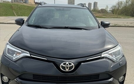 Toyota RAV4, 2019 год, 2 900 000 рублей, 1 фотография