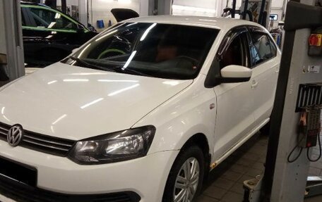 Volkswagen Polo VI (EU Market), 2011 год, 639 000 рублей, 1 фотография