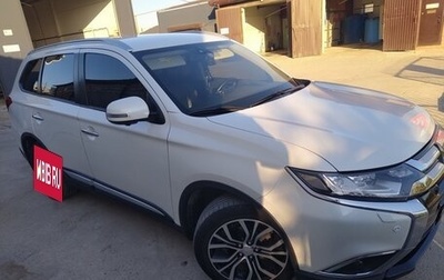 Mitsubishi Outlander III рестайлинг 3, 2018 год, 2 225 000 рублей, 1 фотография