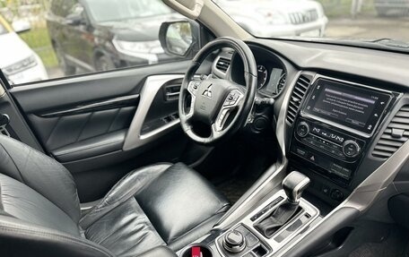 Mitsubishi Pajero Sport III рестайлинг, 2018 год, 2 549 000 рублей, 5 фотография
