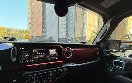 Jeep Wrangler, 2023 год, 7 700 000 рублей, 19 фотография