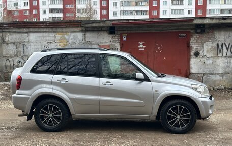 Toyota RAV4, 2005 год, 680 000 рублей, 10 фотография