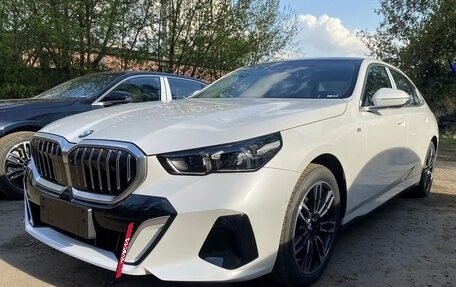 BMW 5 серия, 2025 год, 7 750 000 рублей, 4 фотография