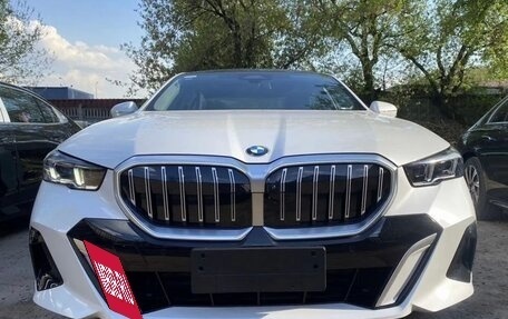 BMW 5 серия, 2025 год, 7 750 000 рублей, 3 фотография