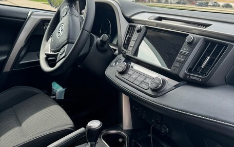 Toyota RAV4, 2019 год, 2 900 000 рублей, 5 фотография