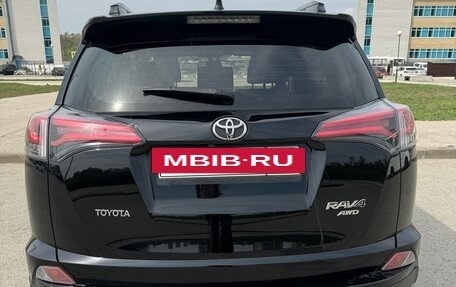 Toyota RAV4, 2019 год, 2 900 000 рублей, 3 фотография