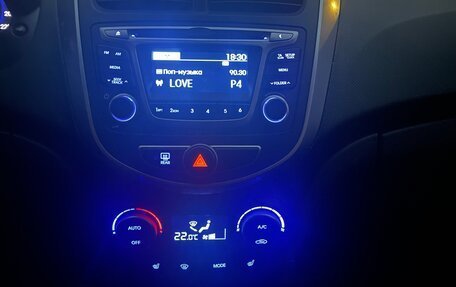 Hyundai Solaris II рестайлинг, 2016 год, 999 000 рублей, 4 фотография