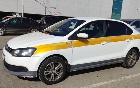 Volkswagen Polo VI (EU Market), 2014 год, 680 000 рублей, 2 фотография