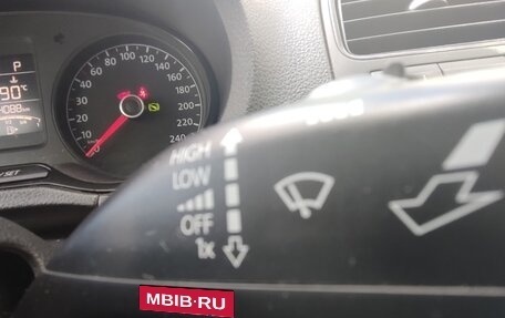 Volkswagen Polo VI (EU Market), 2014 год, 680 000 рублей, 30 фотография