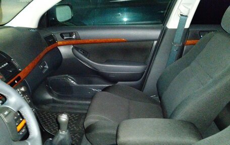 Toyota Avensis III рестайлинг, 2008 год, 1 750 000 рублей, 7 фотография