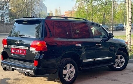 Toyota Land Cruiser 200, 2013 год, 4 199 000 рублей, 6 фотография