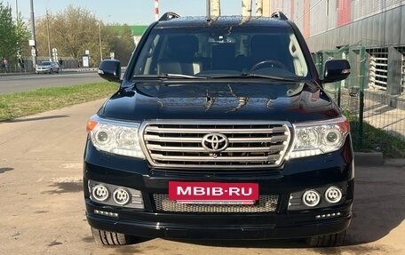 Toyota Land Cruiser 200, 2013 год, 4 199 000 рублей, 12 фотография