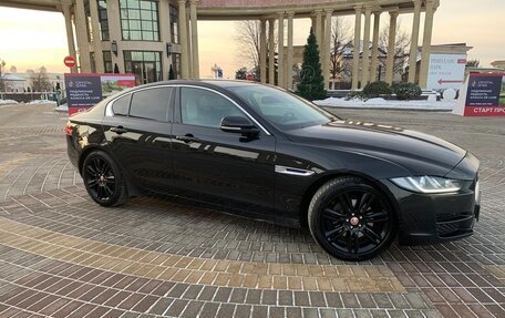 Jaguar XE I рестайлинг, 2015 год, 1 710 000 рублей, 11 фотография