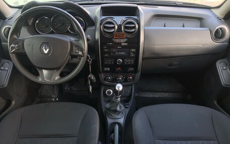 Renault Duster I рестайлинг, 2017 год, 1 360 000 рублей, 12 фотография
