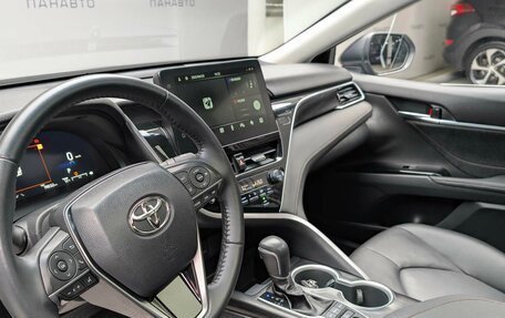 Toyota Camry, 2023 год, 3 950 000 рублей, 12 фотография
