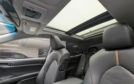 Toyota Camry, 2023 год, 3 950 000 рублей, 13 фотография